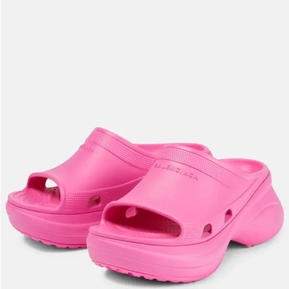 BALENCIAGA 
Pool Crocs™ Rubber Mules - Picture 3 of 7